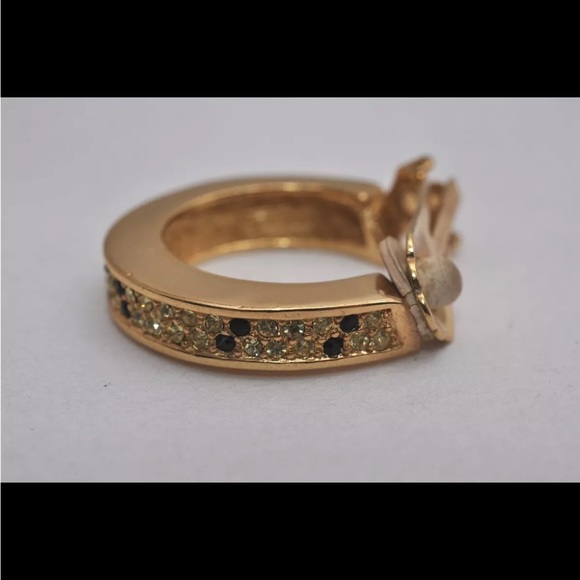 Christian Dior Vintage Rhinestone Clip-on Earrings Gold Tone CD 6723J - Picture 6 of 14